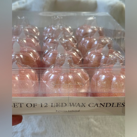 Pumpkin wax tea light candles w batteries included - Picture 6 of 6